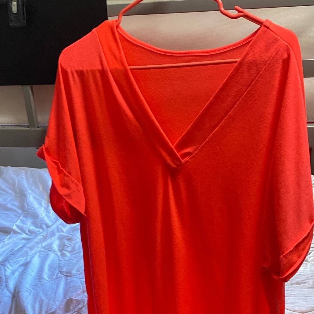 SHEIN Bright Red Short Sleeve Tee